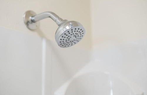 3BR 2BA Cozy Home with Jacuzzi Near Downtown - Foto 40