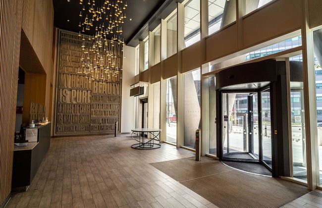 Luxury 2-bed Croydon Apartment Near Gatwick - Photo 30