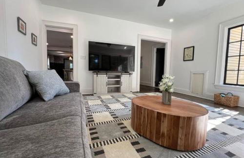 Historic Bulldog Bungalow - Foto 75