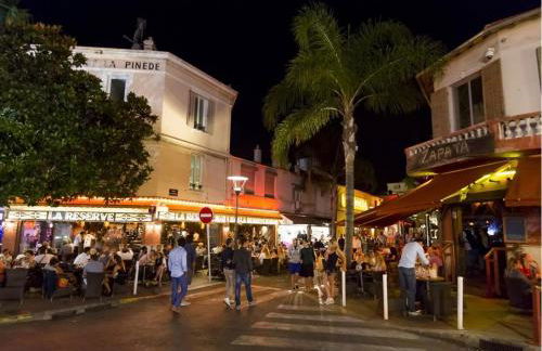 Juan les pins, premium, sea view, sleeps 6 - Photo 2