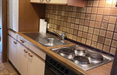 Urlaubsstube1982 - wildromantisch mit Kamin und rustikalem Charme - Foto 10