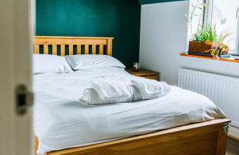 Mansell Road - Trendy Loft with Free Parking - Foto 16