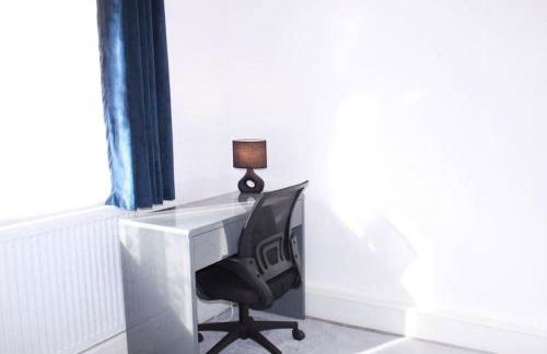 Stunning 3 bedroom apartment in Harlow, Essex - Foto 33