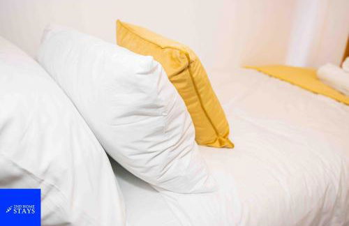 2ndHomeStays- Stoke-on-Trent-A Serene 3 Bed House with a Garden View-Suitable for Contractors-Relocation Families-Group of Friends-Sleeps 6 - 16 mins to J15 M6 and 36 mins to Alton Towers Resort - Foto 38