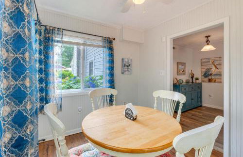 Adorable Cottage Fire Pit, Walk to Colonial Beach - Foto 12