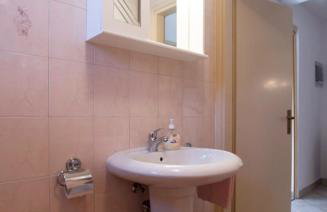 Holiday house in Labin with terrace, air conditioning, W-LAN, washing machine (4866-1) - Photo 14