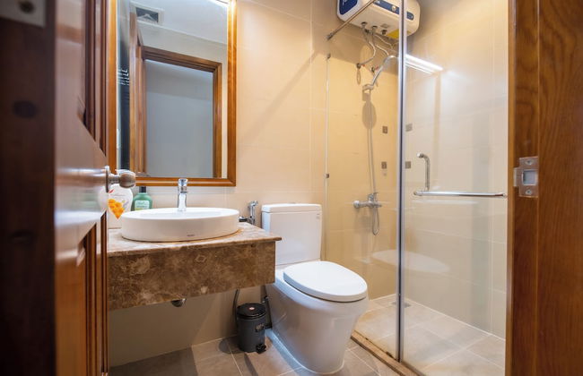 KVG Luxstay TanSonNhat Airport Skycenter - Photo 68