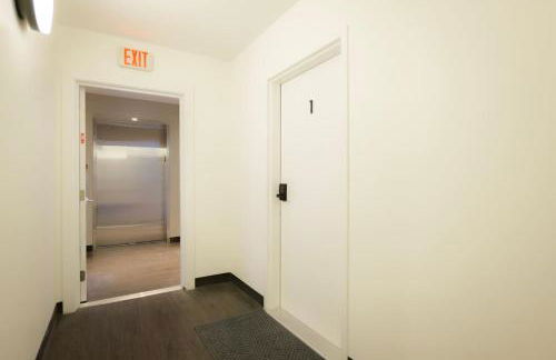 Above The Roots - Elegant and Bright Studio Stay - Foto 21