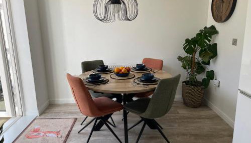 Amersham House - sleeps 6, pets free - Foto 5