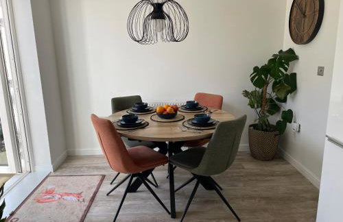 Amersham House - sleeps 6, pets free - Foto 5