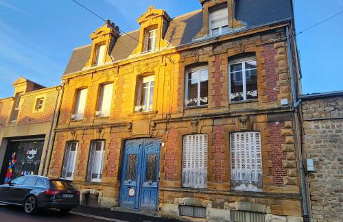 Suite Delvincourt - Rue Calme dans centre ville - Parking gratuit à proximité - Foto 16