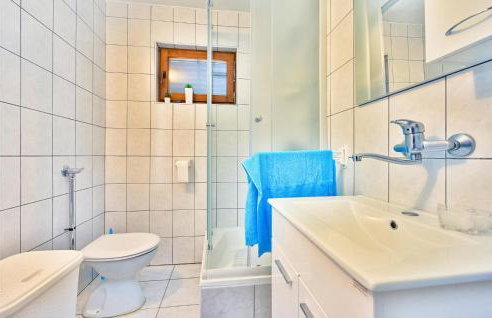 2 Bedroom Amazing Home In Seketin - Foto 31