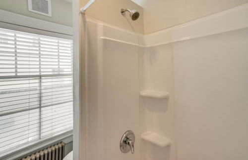 Elegant Pittsfield Home Near Downtown and Skiing! - Foto 18