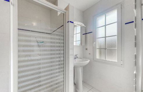 3 Bedroom Stunning Home In Ecuras - Foto 27