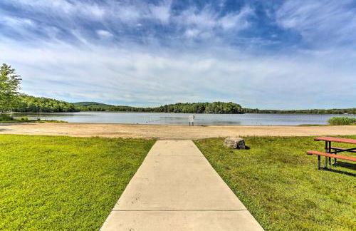 Excellent Lakeview Getaway with Watercrafts Included - Foto 41