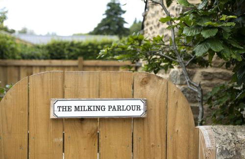 The Milking Parlour - Foto 26