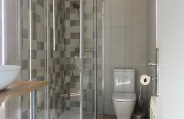 APARTAMENTOS LA FLORA BURGOS todos con aire acondicionado y ascensor - Foto 23