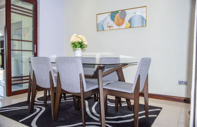 Lusaka Luxe - Your Private Oasis Awaits in the Heart of Zambia - Foto 17