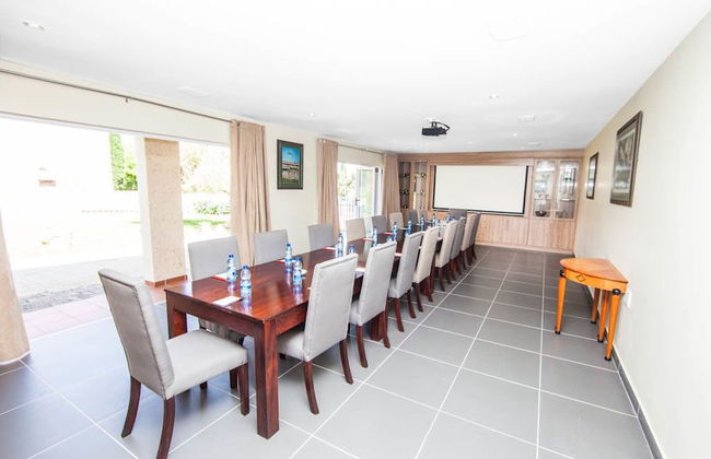 Vetho 2 Apartments OR Tambo Airport - Photo 16