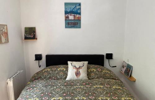 AU 47 ALLÉES D'ETIGNY - CENTRAL & STANDING - avec parking - Linge de lit et de toilette inclus - Foto 47