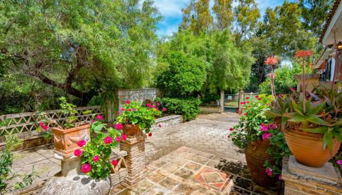 Yiolanda Pool Villa by "Elite" - Foto 5, Garden, Garden view