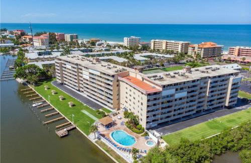 Bayshore Yatch Tennis Condo 2br 3 beds, Walking Distance to Beautiful Quite Beach - Foto 8