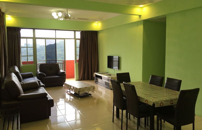 Cameron Pasar Malam Apartment at Crown Imperial Court - Foto 1