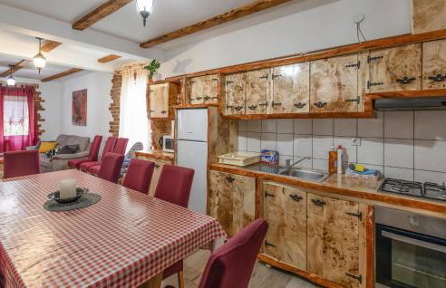 Awesome Home In Novo Zvecevo With Sauna - Foto 16