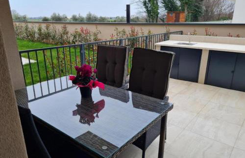 House with private jacuzzi near Umag - Photo 14