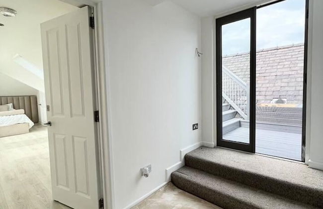 Luxury 3 Bedroom Penthouse w Massive Roof Terrace - Foto 4