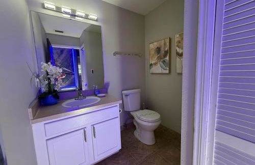 Near Disney, Private South Facing Pool, Star Wars Arcade Theater, 3 King Beds - Photo 45