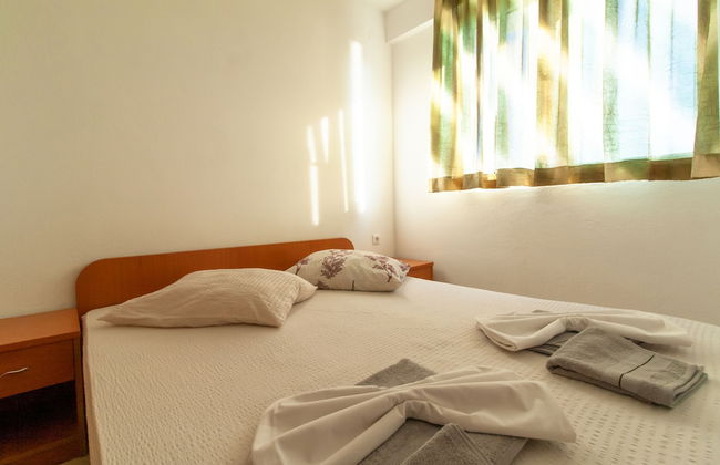 Apartmani Laura - Foto 9