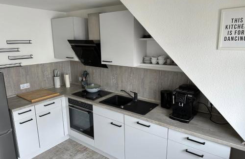 Ferienwohnung "Kapellmeister" mit Klimaanlage in allen 4 Schlafbereichen, großes Wohnzimmer mit Smart TV und Big Sofa - Photo 9