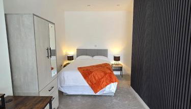 Spacious New Studio in Blackburn Town Centre - Foto 2, wardrobe