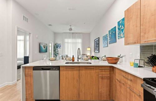 Riviere Apartments King Bed Suite & Pool & Gym & Pet Friendly & Near Epic Universe - Foto 17