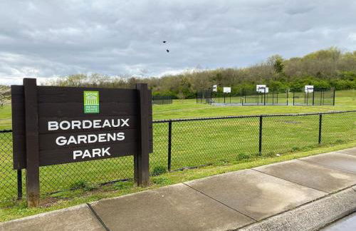 New Listing The Playhouse with Spa Games & More - Photo 38