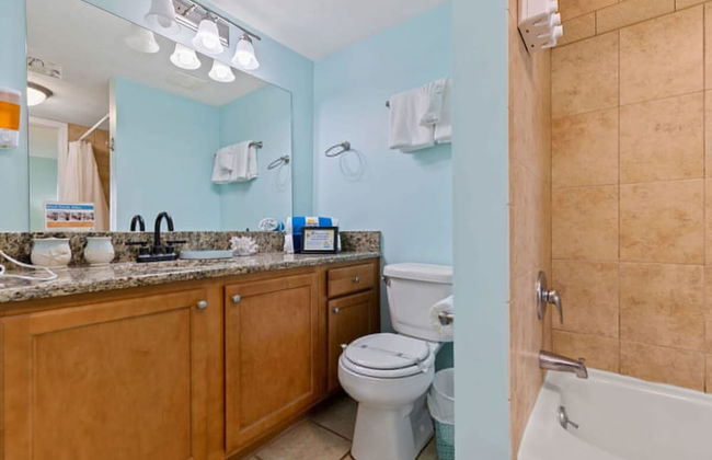 Top Floor Oceanfront Condo w Pool Beach Access - Foto 22