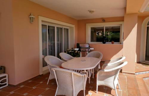 Casa La Familia - Photo 6