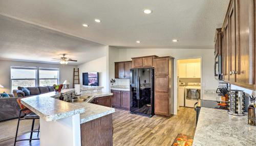 Desert Escape Off I-10 with Over 1 Enclosed Acre! - Foto 3