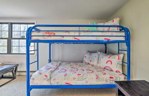 Poconos Cottage with Sauna about 10 Mi to Camelback! - Foto 25