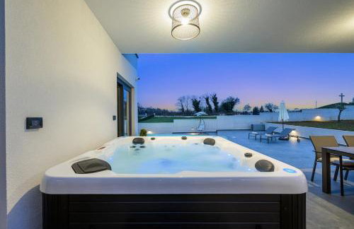 Villa Orbanić by Istrialux - Photo 2