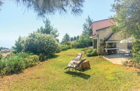 Beautiful Home In Melissi Xylokastro - Foto 3