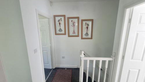 3 Bedroom Spacious Modern Comfortable Home in Rochdale, Work, Relax, Explore Manchester, Oldham, Bury - Foto 5