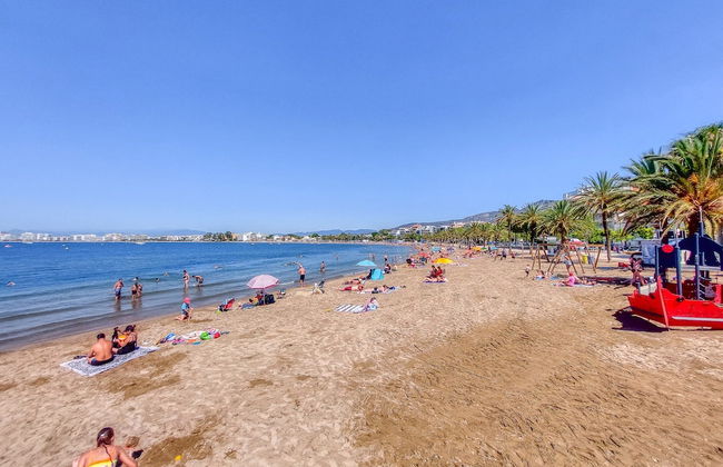 Apartment in Roses Near Beach - Photo 28