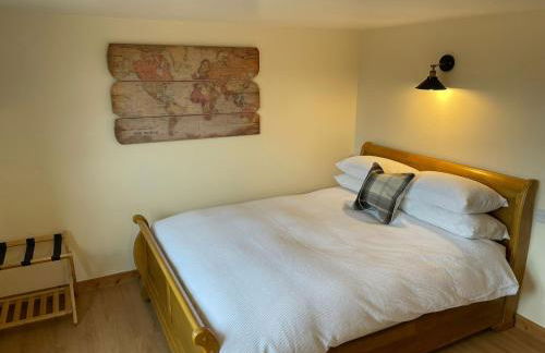 Little Buttercup Cottage - Photo 2