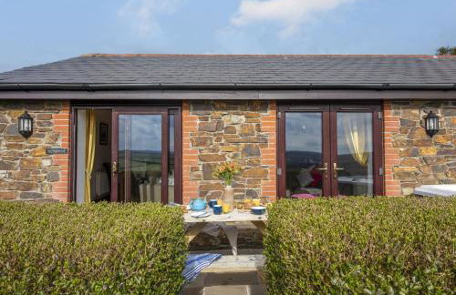 Hot Tub Bungalow - Close to Portreath - Free WiFi - Free Parking - Pet Friendly - Foto 23