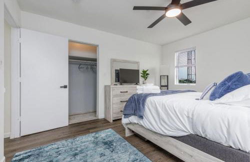 DO with AC Awesome Waterfront Marina Home - Foto 24