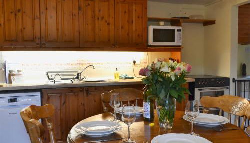 West End Cottage - Photo 4