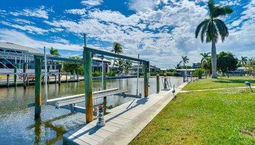 Boat Dock and Patio Canal-Front St James City Home! - Foto 2