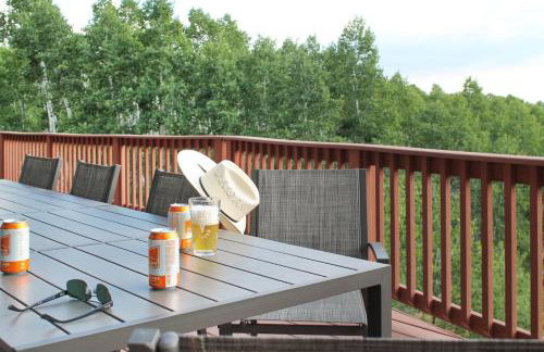 Awe Inspiring Mountain Lodge hot tub for large groups - Foto 11